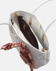 r1267 nisa eşarplı kadın çantası beyaz 4