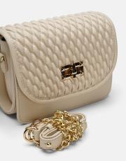 r1031 wanda kapitone desenli inci saplı kadın çantası krem 4