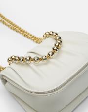 r1110 katty büzgülü hatlara sahip inci saplı deri kadın çanta beyaz 3