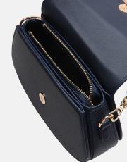 r1184 litva kapaklı kadın çantas lacivert 4